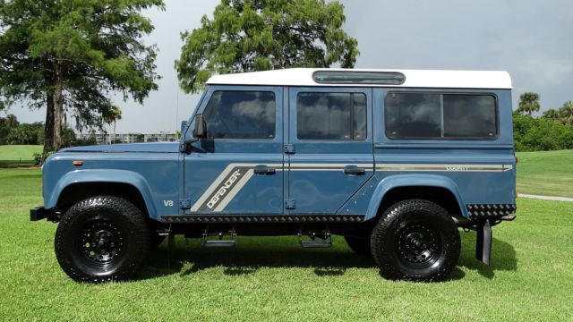 1992 Land Rover Defender FACTORY - photo 2