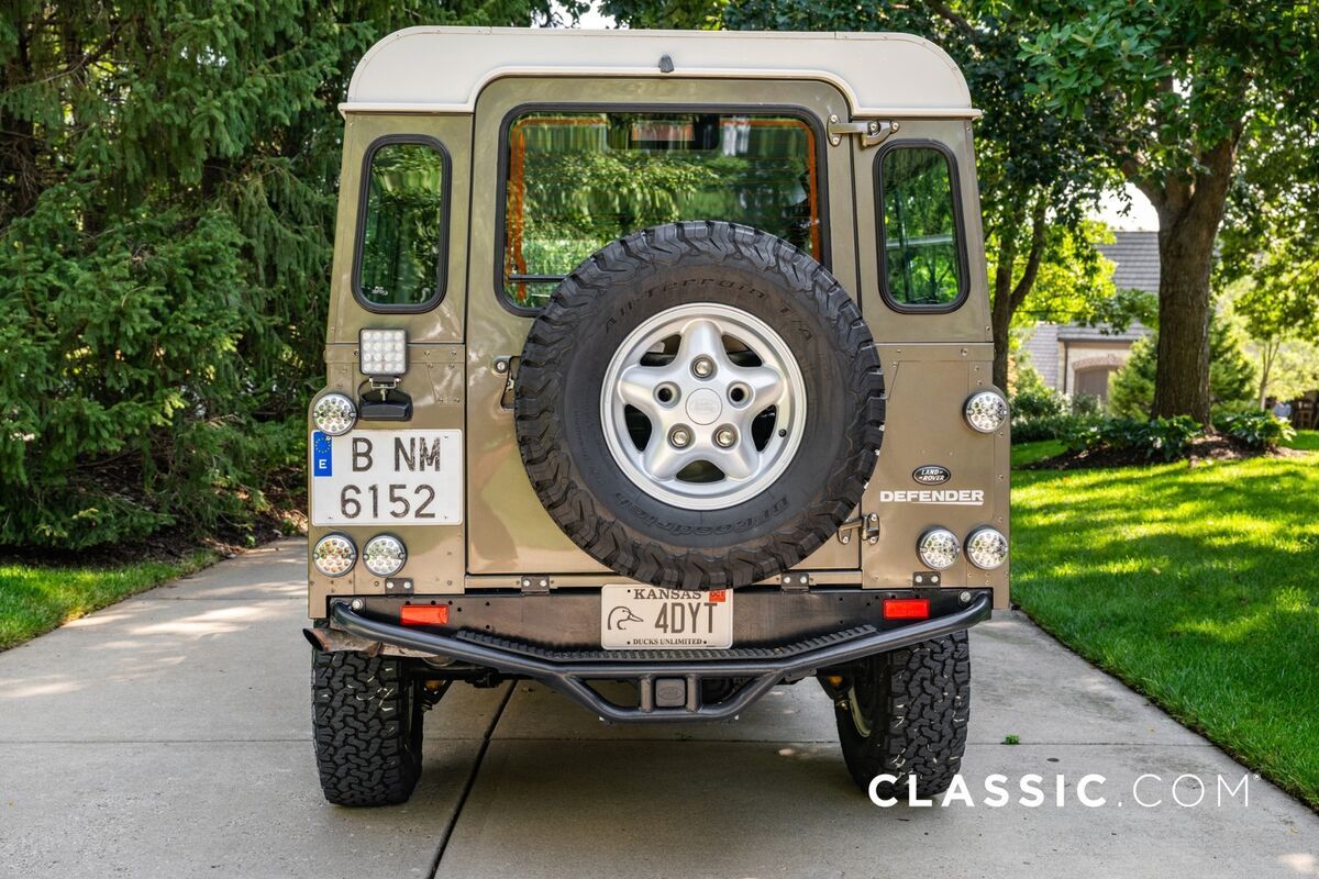 1992 Land Rover Defender 110 - photo 4