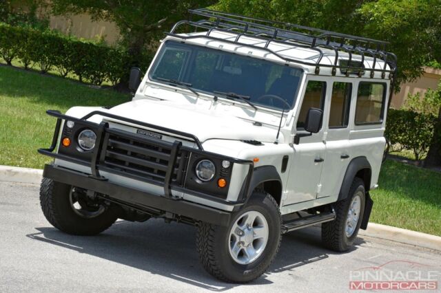 1992 Land Rover Defender 110 Fully Restored And Serviced! No Expense Spared! - photo 10