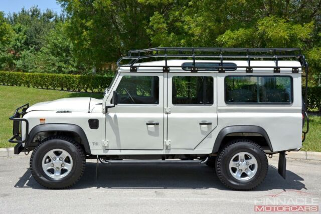 1992 Land Rover Defender 110 Fully Restored And Serviced! No Expense Spared! - photo 3