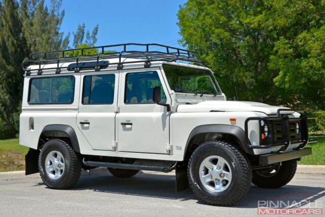 1992 Land Rover Defender 110 Fully Restored And Serviced! No Expense Spared! - photo 4