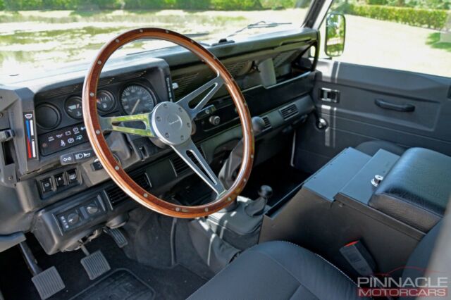 1992 Land Rover Defender 110 Fully Restored And Serviced! No Expense Spared! - photo 5
