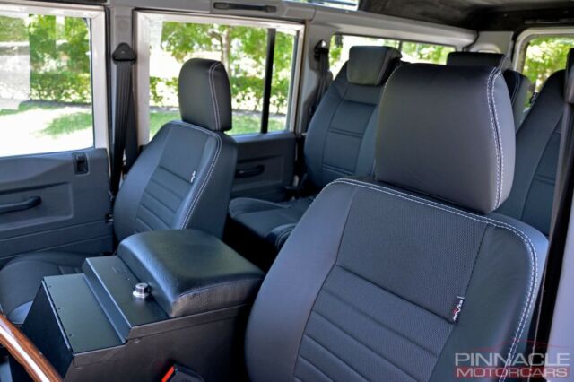 1992 Land Rover Defender 110 Fully Restored And Serviced! No Expense Spared! - photo 6