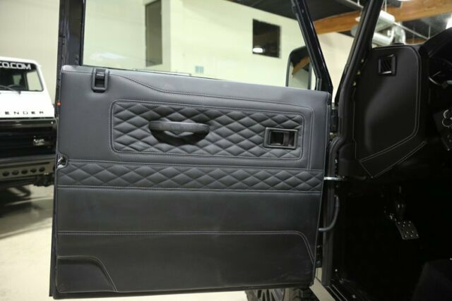 1992 Land Rover Defender 110 - photo 12
