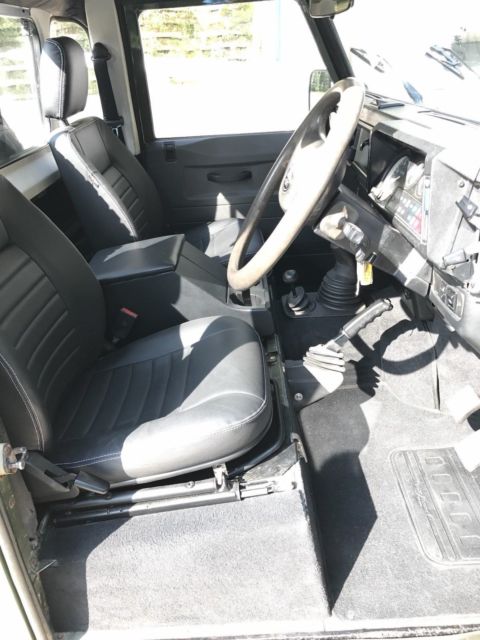 1992 Land Rover Defender Pickup - photo 8