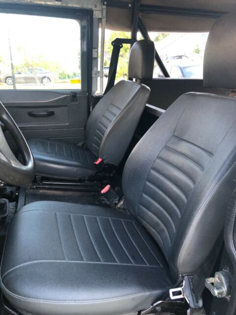 1992 Land Rover Defender 110 3 door - photo 8