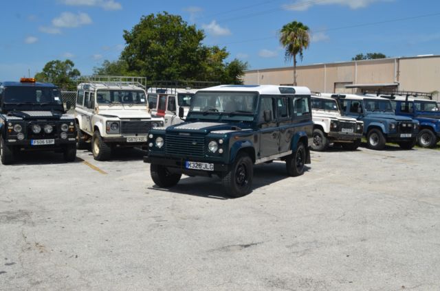 1992 Land Rover Defender County Station Wagon - photo 2
