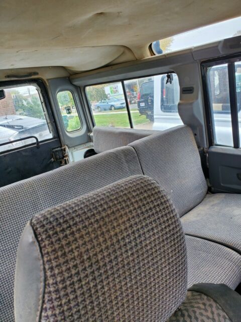 1992 Land Rover Defender 110 LHD - photo 7