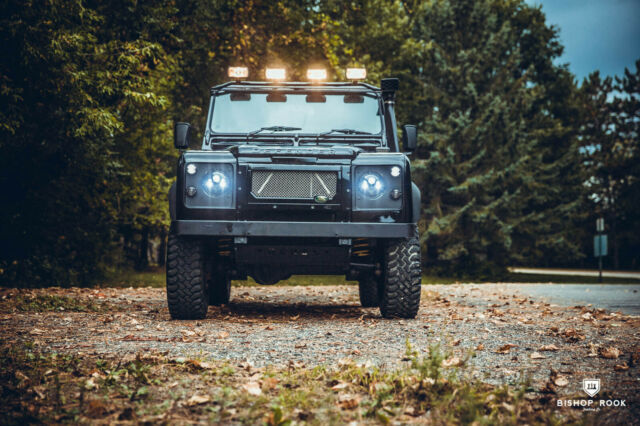 1992 Land Rover Defender Custom - photo 2