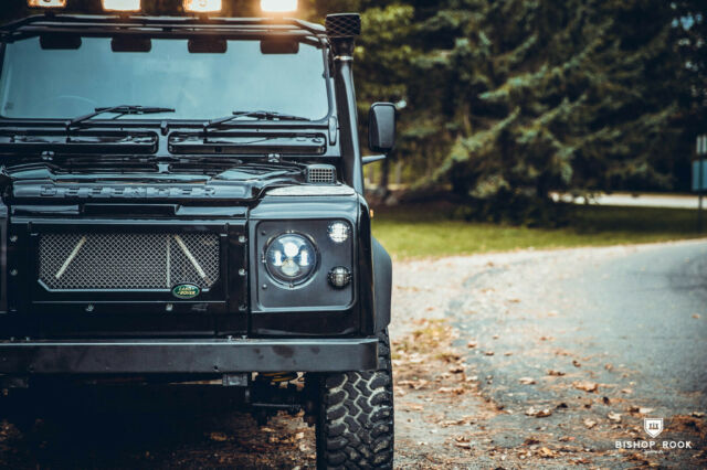 1992 Land Rover Defender Custom - photo 3