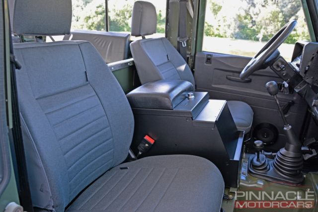 1992 Land Rover Defender 90! Investment Quality! Best One On The Market! - photo 6