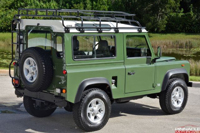 1992 Land Rover Defender 90! Investment Quality! Best One On The Market! - photo 7