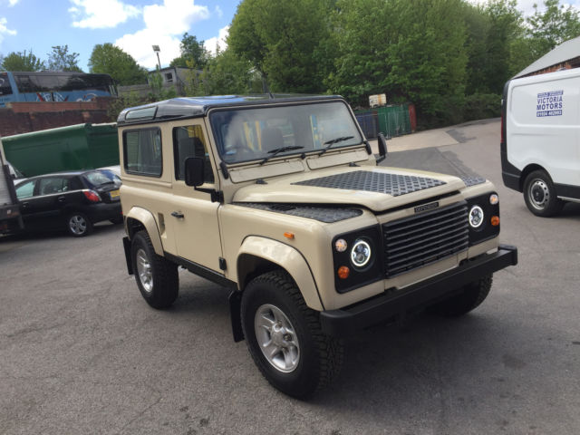 1992 Land Rover Defender County Station Wagon - photo 3