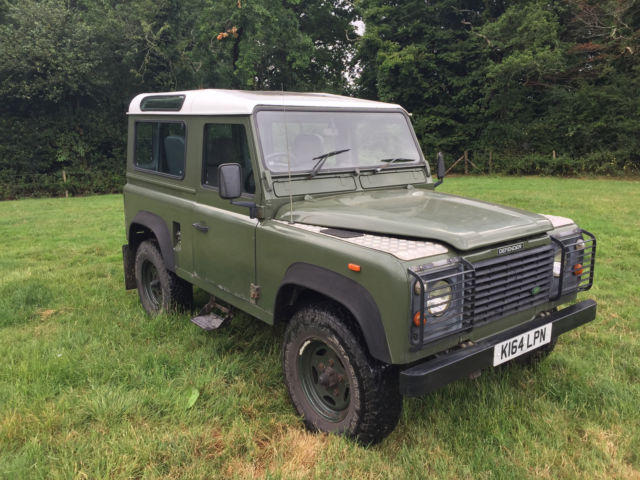 1980 Land Rover Defender CIVILIAN STATION WAGON CSW 90 - photo 2