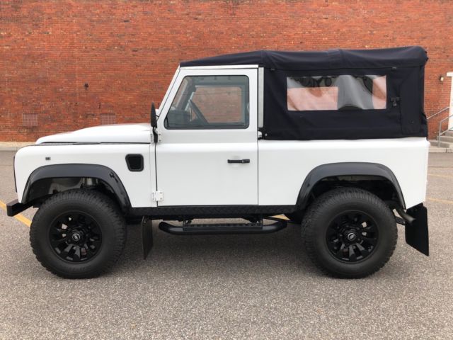 1992 Land Rover Defender 90 LHD Soft Top Rebuilt 1992 Land Rover Defender 90 Soft Top
