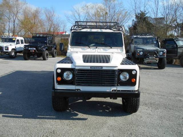 1992 Land Rover Defender Defender 110 Wagon - photo 3