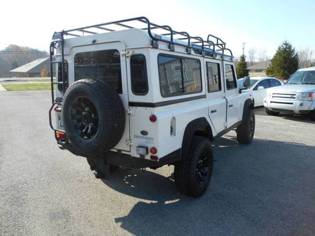 1992 Land Rover Defender Defender 110 Wagon - photo 7