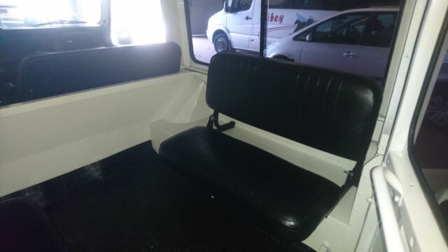 1992 Land Rover Defender Santana 2500DL - photo 9