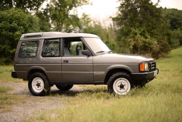 1992 Land Rover Discovery - 2-Door, 200Tdi, 5-Speed 1992 Land Rover Discovery