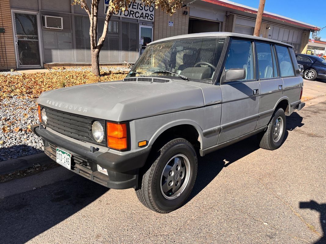 1992 Land Rover Range Rover Base Lot of service has been done 136,876 Miles Gray 1992 Land Rover Range Rover Base Lot of service has been done