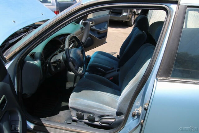 1992 Toyota Camry LE - photo 10