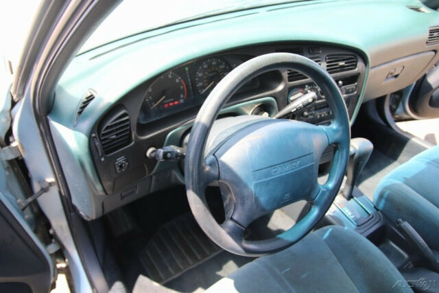 1992 Toyota Camry LE - photo 11