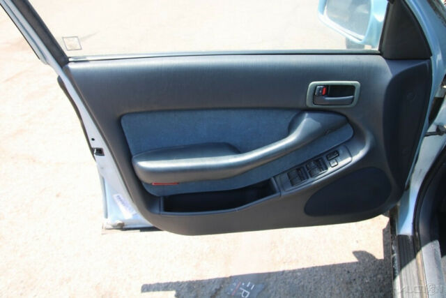 1992 Toyota Camry LE - photo 9