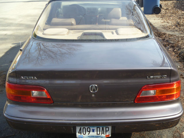 1992 Acura Legend Sedan - photo 3