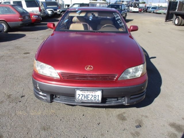 1992 Lexus ES Base Sedan 4-Door - photo 2