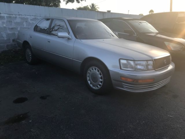 1992 Lexus LS 400 - photo 10