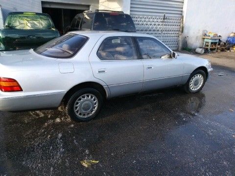 1992 Lexus LS 400 - photo 8
