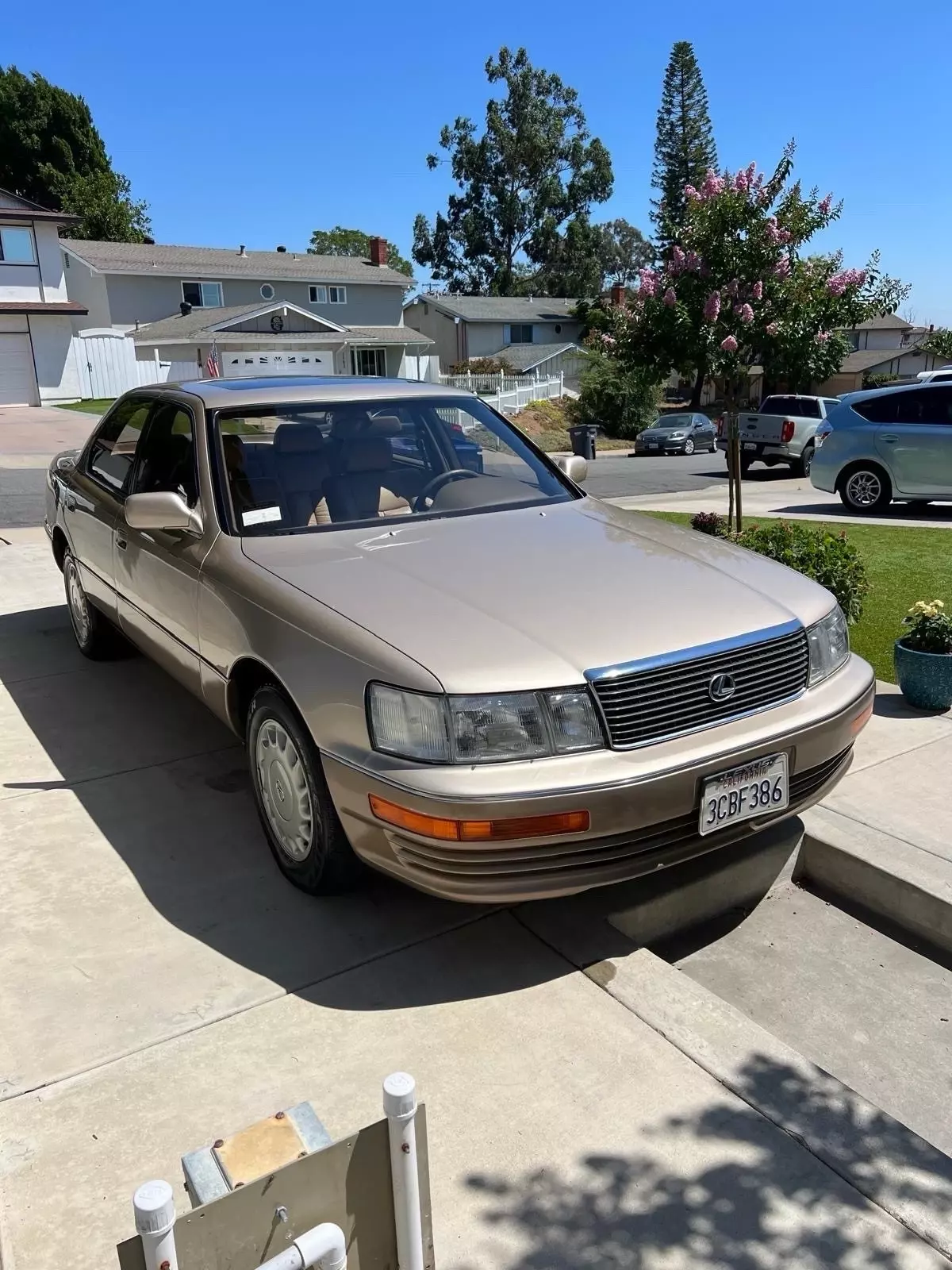 1992 Lexus LS 400 - photo 2