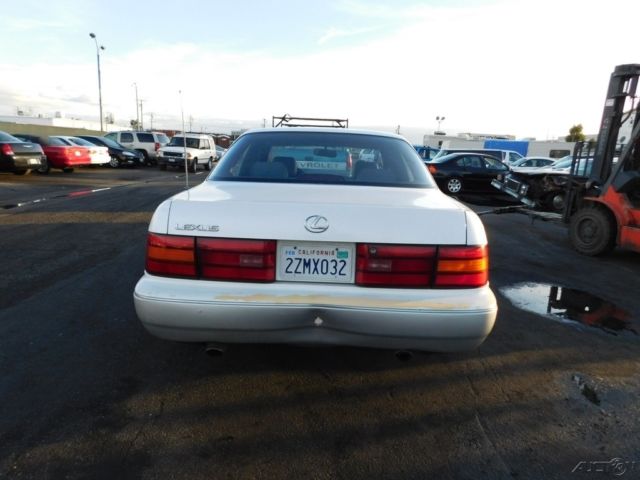 1992 Lexus LS Base Sedan 4-Door - photo 4