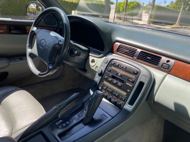 1992 Lexus V-8 - photo 11