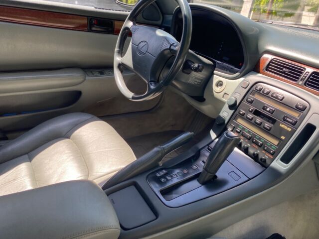 1992 Lexus V-8 - photo 12