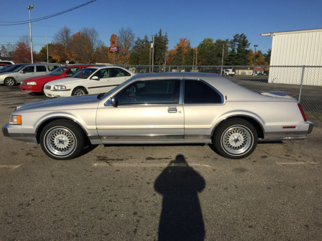 1992 Lincoln Mark Series Mark VII Bill Blass - photo 2