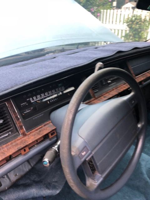 1992 Lincoln Town Car - photo 10