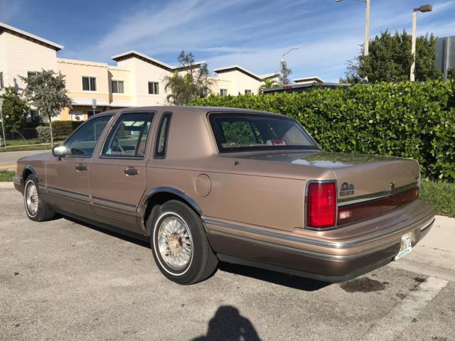 1992 Lincoln Town Car cartier - photo 7