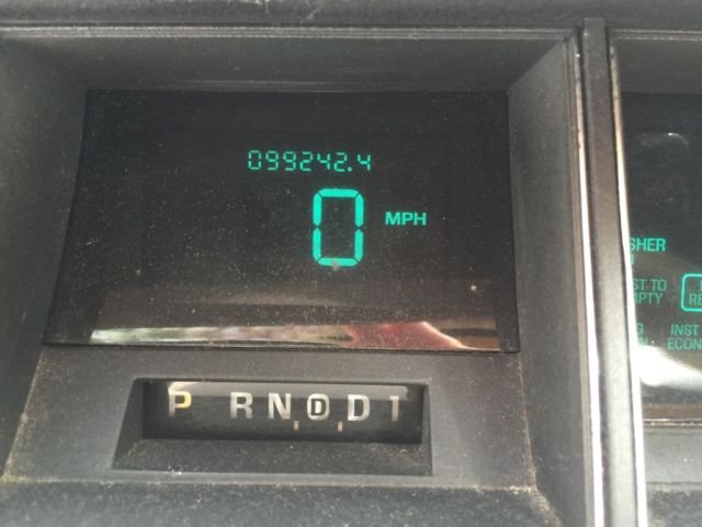 1992 Lincoln Town Car - photo 5
