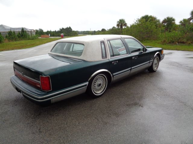 1992 Lincoln Town Car - photo 4