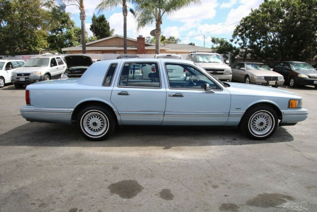 1992 Lincoln Town Car Signature - photo 6