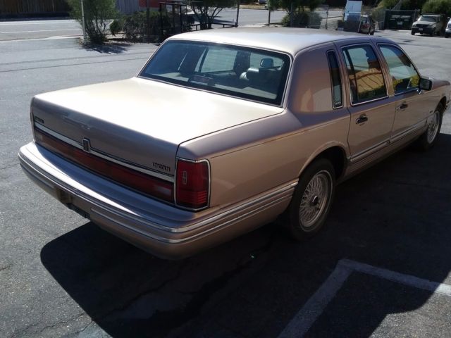 1992 Lincoln Town Car - photo 5