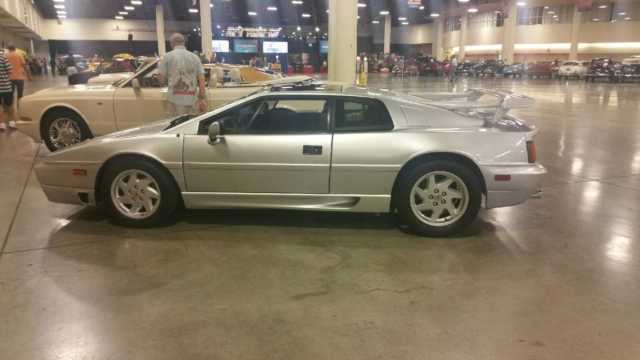 1992 LOTUS ESPRIT S4 TURBO 5 SPEED TRANI ONLY 4 S4 BUILT IN 1992 RARE CAR LOOK 1992 Lotus Esprit S4