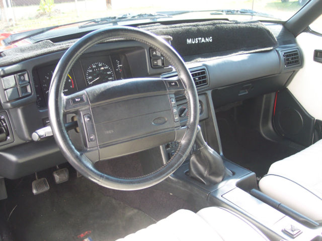1992 Ford Mustang Limited Edition Summer special convertible - photo 11