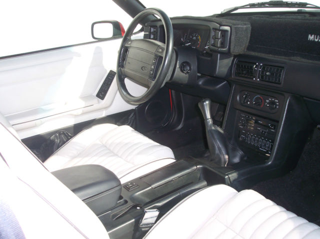 1992 Ford Mustang Limited Edition Summer special convertible - photo 13