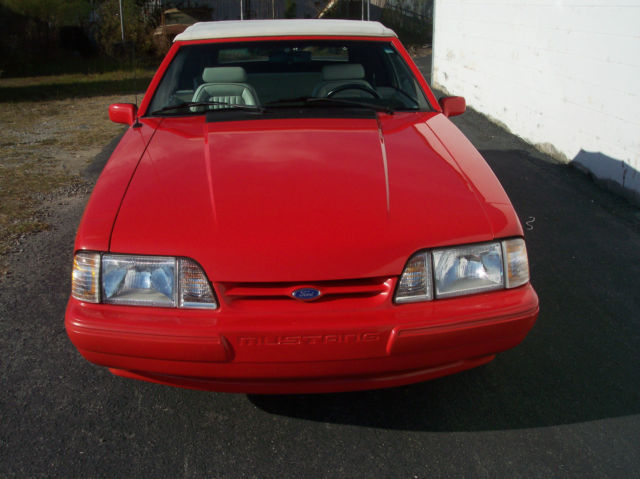 1992 Ford Mustang Limited Edition Summer special convertible - photo 6