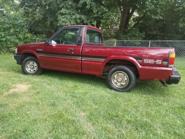 1992 Mazda B-Series Pickups - photo 2