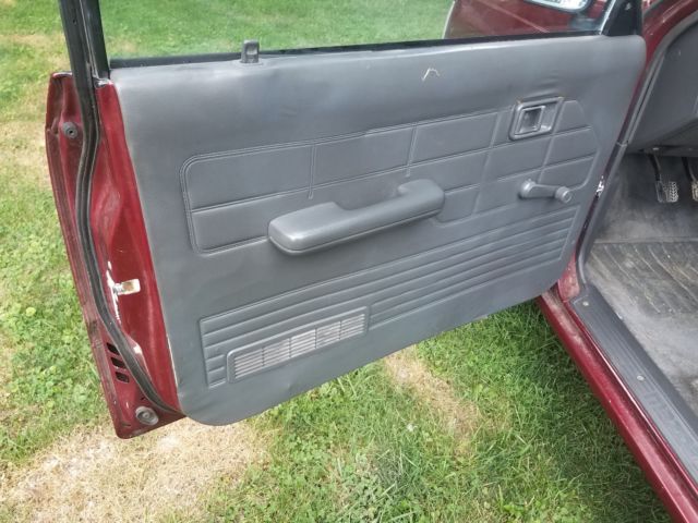 1992 Mazda B-Series Pickups - photo 8