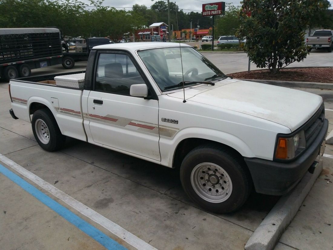 1992 Mazda B2200 SHORT BED