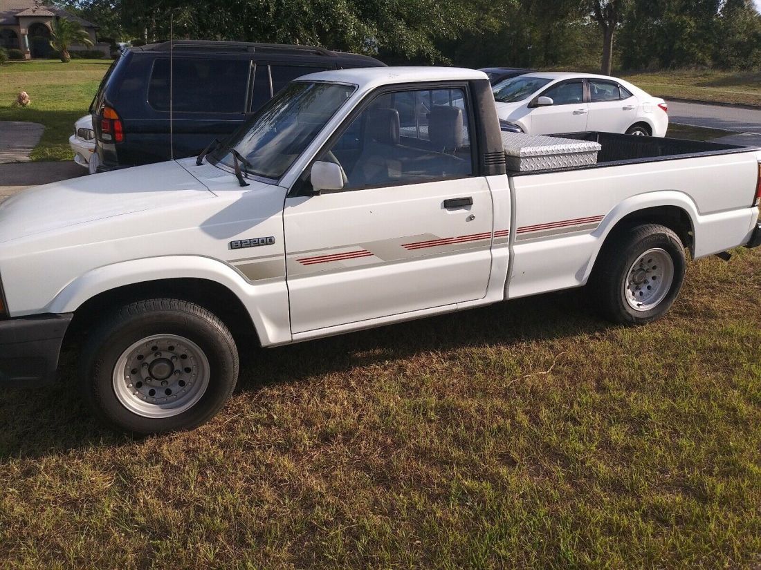 1992 Mazda B2200 SHORT BED - photo 5